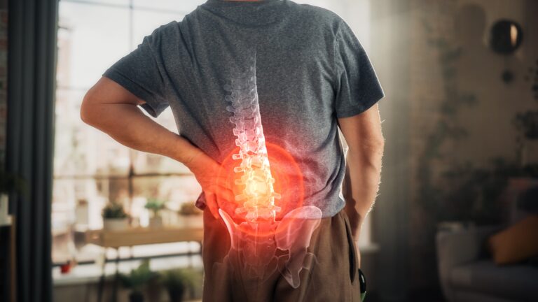 Back Pain Clinic Offering Advanced Spine Chiropractic Care & Recovery